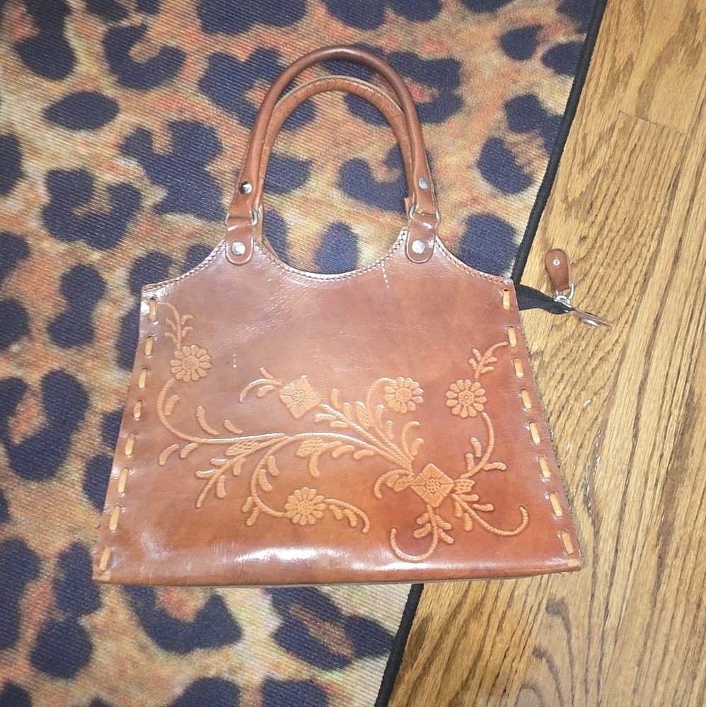 Leather Vintage ADORABLE handbag - Picture 2 of 6
